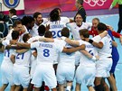 ZASE ZLATÍ. Házenkái Francie slaví obhajobu zlatých olympijských medailí. 