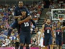 OEKÁVANÍ ÚASTNÍCI FINÁLE. Basketbalisté Spojených stát se radují z postupu