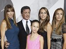 Sylvester Stallone, jeho manelka Jennifer Flavinová a dcery Sistine, Sophia a...