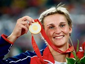 Barbora potkov s olympijsou zlatou medail z Londna 2012