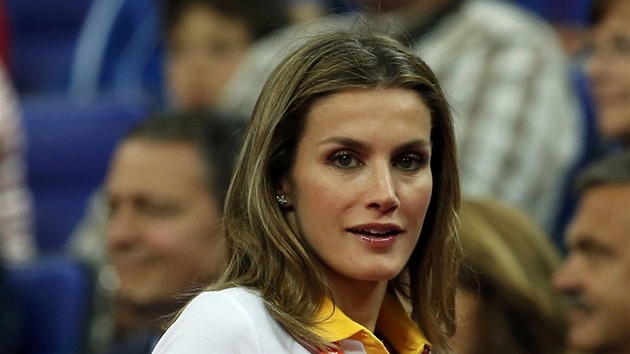 KRSN PRINCEZNA. panlsk basketbalisty ve finle olympijskho turnaje proti USA podporovala i princezna Letizia.