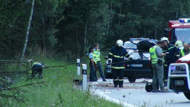 koda Felicie, jej idika se v protismru stetla s motorkem. Ten nehodu nepeil.