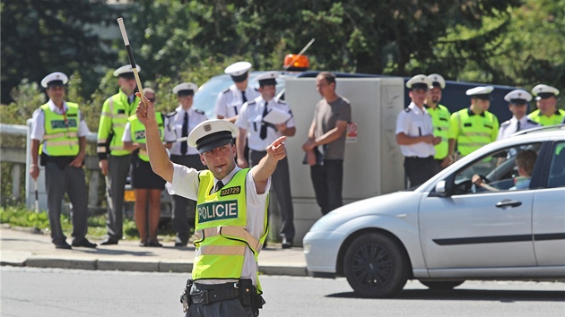 Řízení křižovatky byla jednou z částí krajské soutěže Regulovčík roku 2012, které se zúčastnilo 13 policistů a jedna policistka ze sedmi krajských útvarů. 