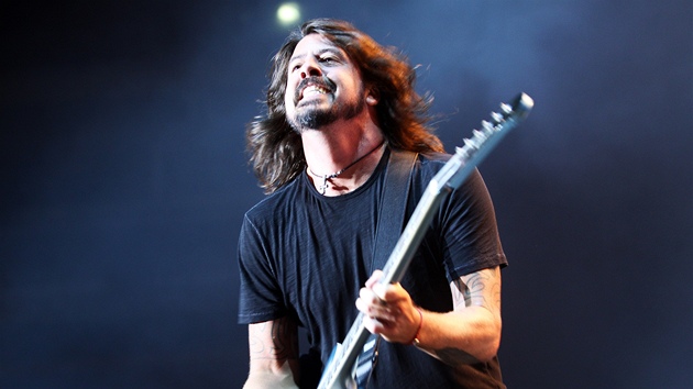 Foo Fighters v O2 aren, 15. 8. 2012 (Dave Grohl)