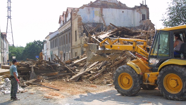 Následky povodní v roce 2002 v Plzni.