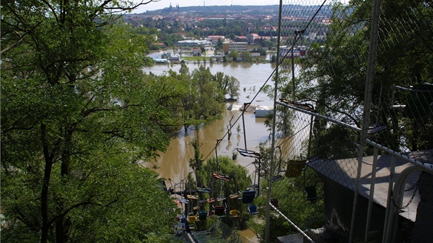 Povodn 2002 v prask zoo - lanovka