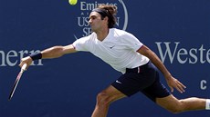 Roger Federer ve finále turnaje v Cincinatti proti Novaku Djokoviovi.