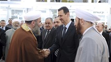 Syrský prezident Baár Asad se po msíci objevil na veejnosti v rámci modliteb...