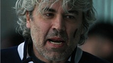 Leo Gudas na lavi�ce Chomutova v semifinále play-off první ligy.