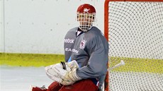 ZASE V BRANCE. Dominik Haek na tréninku pardubických hokejist.