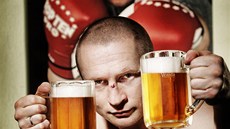Luká� Kone�ný se umí ohán�t v boxerském ringu i na place.