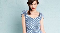 Padesátá léta byla velmi �enská a elegantní. Nosily se hlavn� �aty a sukn� s...