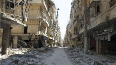 Pohled do �tvrti Salah Edinne ve m�st� Aleppo po bojích mezi povstalci a