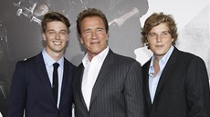 Arnold Schwarzenegger a jeho synové Patrick a Christopher (2012)