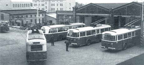 Historie opavské trolejbusové dopravy. Zdejí raritou bylo, e vozy do staré