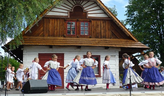 Hlinecký Betlém je rájem folklorních soubor.