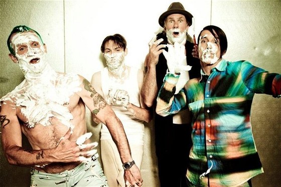 Red Hot Chili Peppers jsou stále skvlí.