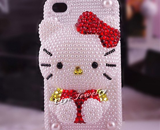 Hello Kitty v dalím podání. trasový 3D ochranný kryt pro iPhone 4/4S.