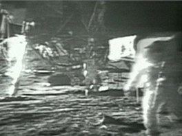 Slavn prvn prochzka na Msci s Neilem Armstrongem