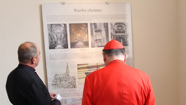 V Polné se v sobotu otevřela unikátní prohlídková trasa děkanským chrámem Nanebevzetí Panny Marie. U otevření asistoval i kardinál Dominik Duka.