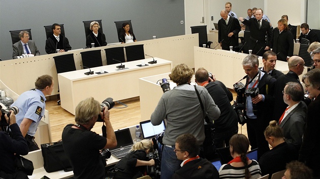 Pohled do soudn sn bhem vynen rozsudku nad Breivikem (24. srpna 2012)