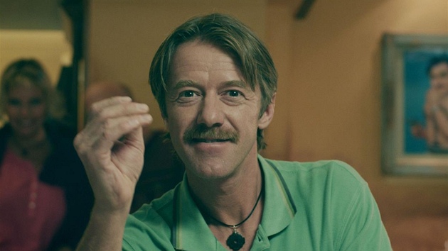 Z filmu Svatá �tve�ice od Jana H�ebejka a Michala Viewegha.