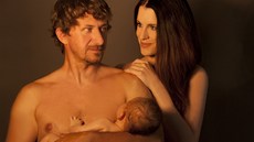 Lucie a David Křížkovi pózují s tříměsíčním synem Davidem