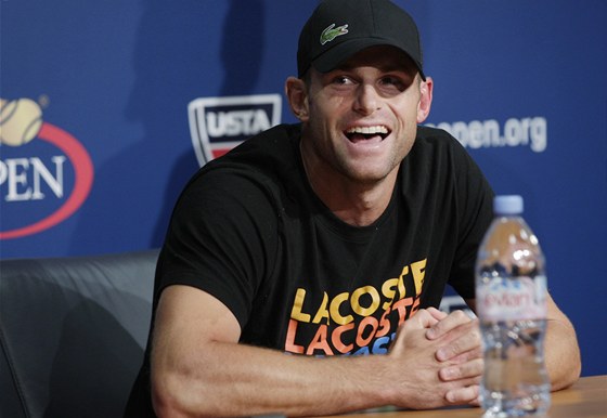 KONEC. Bývalý první tenista svta Andy Roddick práv v New Yorku oznámil: US