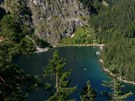 Pohled na jezero Blindsee a masiv Zugspitze od restaurace Zugspitzblick na...