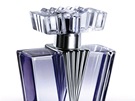 Parfémovaná voda Viva by Fergie, prodává Avon, 700 korun