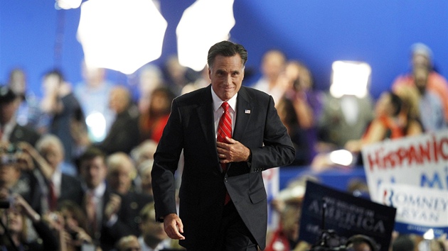 Mitt Romney bhem sjezdu republikn v Tamp na Florid, kde strana oficiln nominovala Romneyho coby prezidentskho kandidta a on nominaci pijal. Paul Ryan je kandidt na viceprezidenta (30. srpna 2012) 