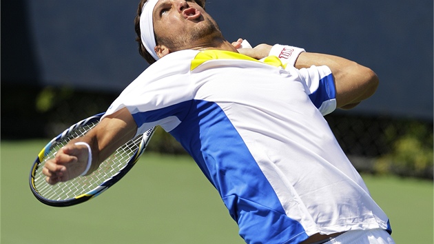NA PODN. Feliciano Lopez servruje na US Open.