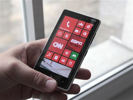 Nokia Lumia 820