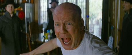Bruce Willis se umí zlobit (ilustraní snímek z upoutávky na film Looper)