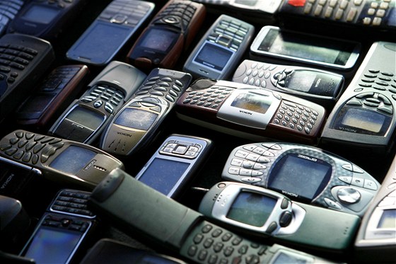 Vysloužilé mobily Nokia (ilustrační snímek)