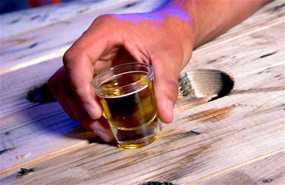 Lidé na jihu MOravy si mohou nechat zdarma otestovat alkohol, zda neobsahuje nebezpený metanol (ilustraní snímek)