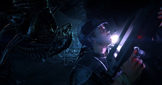 Titul Aliens Colonial Marines vyel ji ped rokem a pl. Dní okolo hry vak nebere konce.