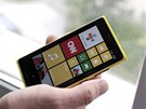 Nokia Lumia 920 - lutá verze