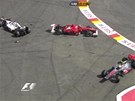 V Belgii havarovali Alonso i Hamilton