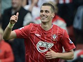 GL K NIEMU. Velkou radost ml Morgan Schneiderlin ze Southamptonu, kdy dal