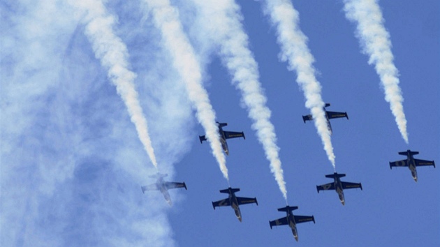 Breitling Jet Team z Francie sestaven ze sedmi letoun L-39 Albatros.