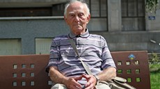 Ludk Eliá, bývalý vzen z Osvtimi, herec a bojovník za svobodu.