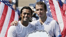 PORAŽENÍ FINALISTÉ. Leandr Paes a Radek Štěpánek ve finále čtyřhry na US Open