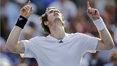 JSEM VE FINÁLE. Andy Murray slaví, po výhře nad Tomášem Berdychem si zahraje...