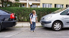 Výzkum sledoval vedení pohledu chodce. Rozdíl mezi vnímáním dítěte a dospělého je markantní. Důležitý je oční kontakt s řidičem, to je třeba dětem vštěpovat.