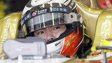 TADY MĚ NEZNAJÍ. Ma Čching Chua v garáži týmu Hispania Racing v úvodním