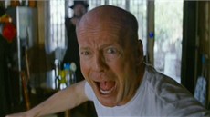 Bruce Willis se umí zlobit (ilustra�ní snímek z upoutávky na film Looper)