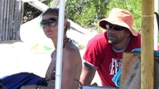 Heidi Klumová a její bodyguard Martin Kristen na Sardínii (16. srpna 2012)