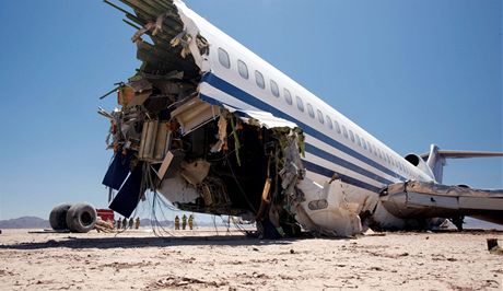 ízený pád Boeingu 727 z dubna roku 2012 ukázal, e nejmení anci na peití...