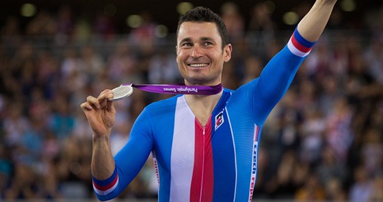 STŘÍBRO! Cyklista Jiří Ježek získal na paralympijských hrách v Londýně druhé...